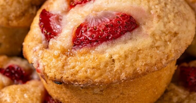 Vegan Vegan Strawberry Muffins – Loving It Vegan