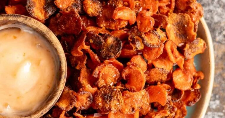 Crispy Carrot Chips (sweet & savory) –