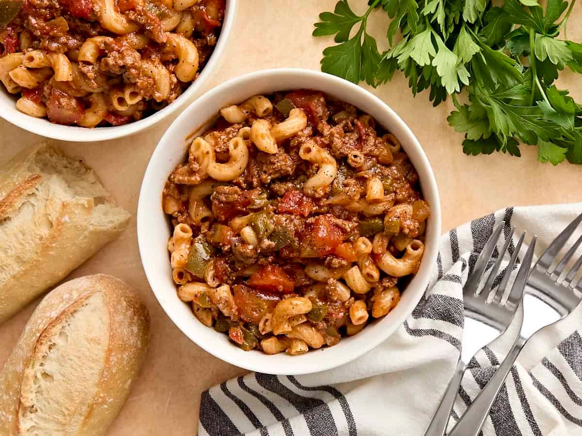 Easy American Goulash – One Pot Pasta Recipe