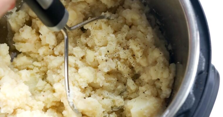 Instant Pot Mashed Potatoes (No Drain!)