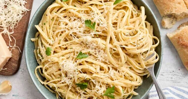 Traditional Fettuccine Alfredo – Budget Bytes Pasta Recipe