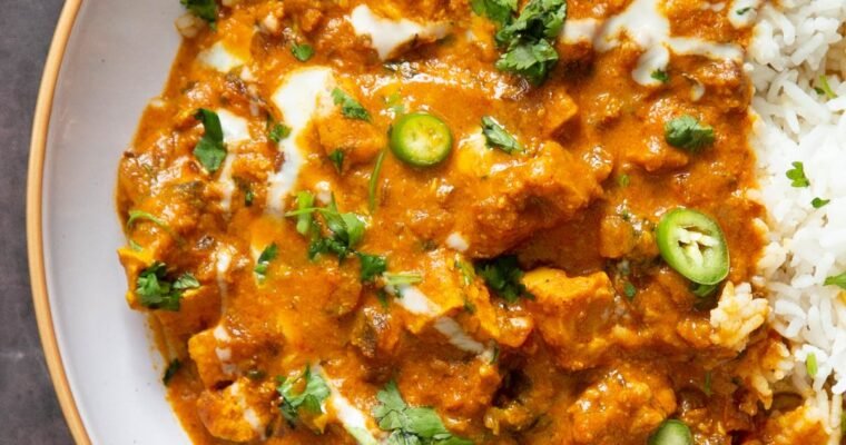 Vegan Vegan Balti Chicken (Indian Cumin Cardamom Curry)