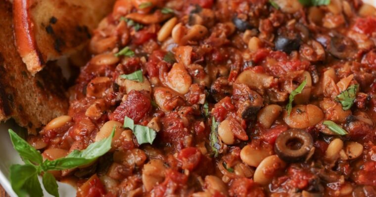 Vegan Puttanesca Butter Beans (1 pan!)