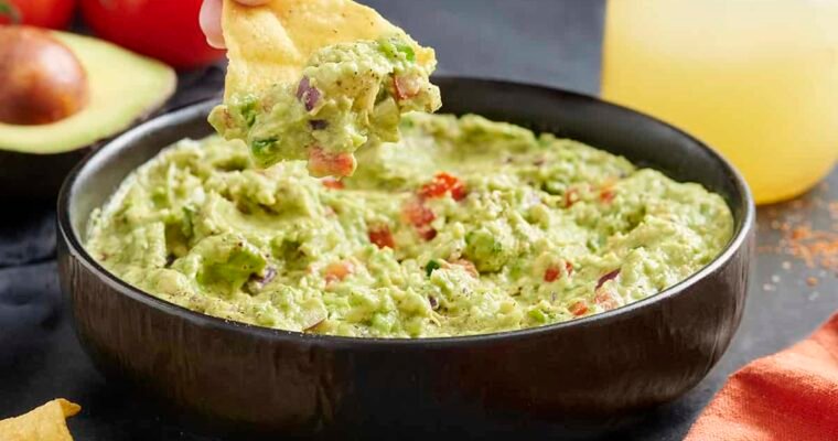 Easy Guacamole Recipe – Budget Bytes