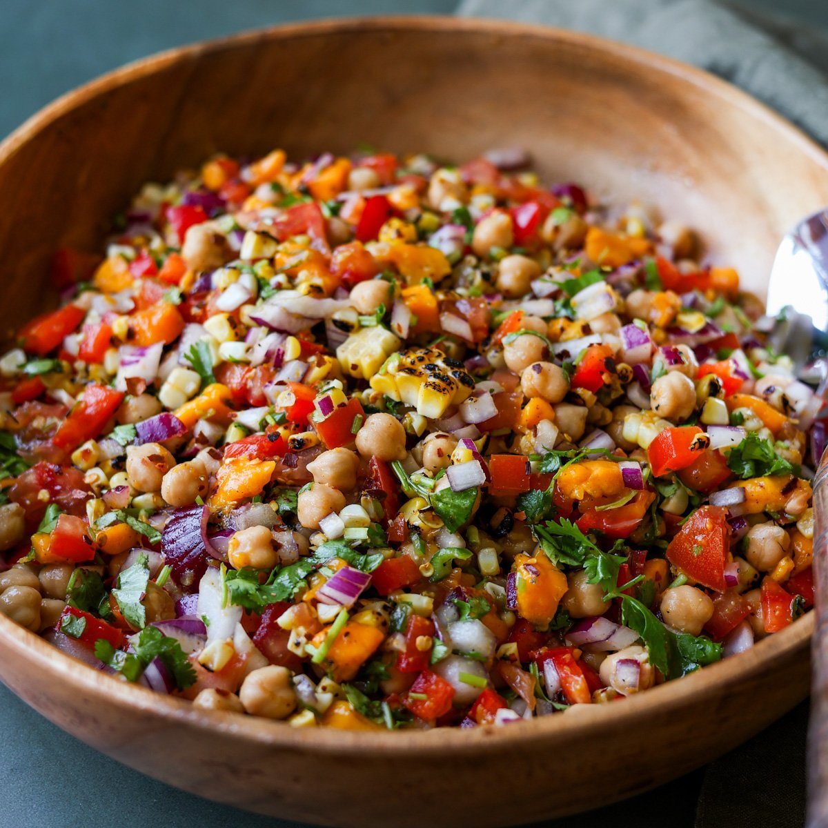 Vegan Mango Chickpea Salad (oil-free option)