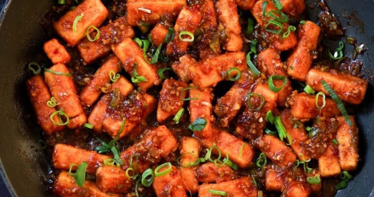 Vegan Tofu Manchurian (1-pan, 30 minutes)