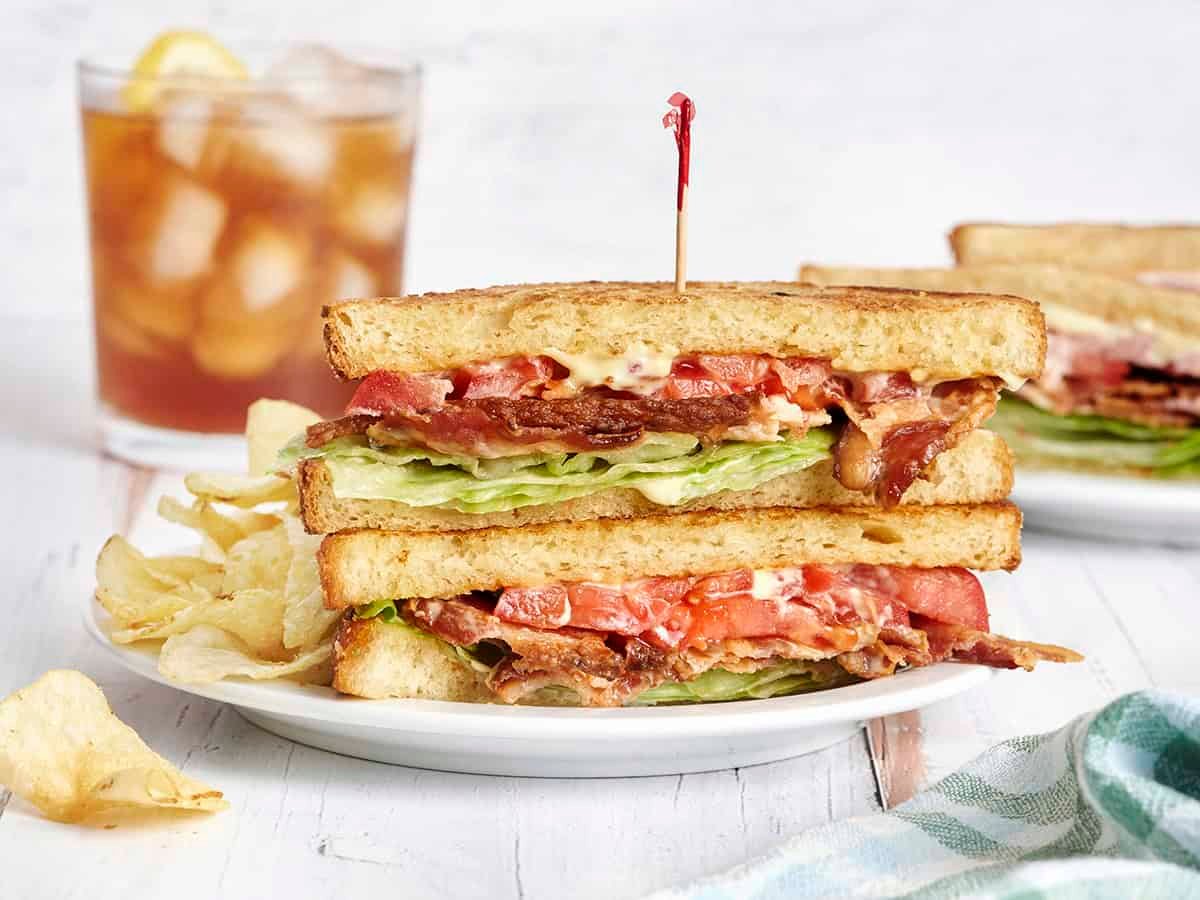 Classic BLT Sandwich – Budget Bytes