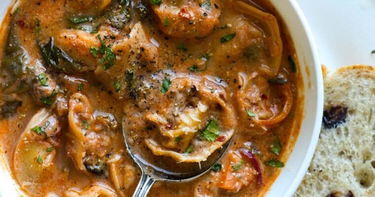 Vegan Creamy Tortellini Soup