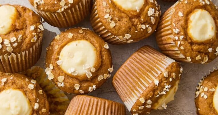 🍂 Starbucks Copycat Pumpkin Cream Cheese Muffins (Perfect for Meal Prep!)