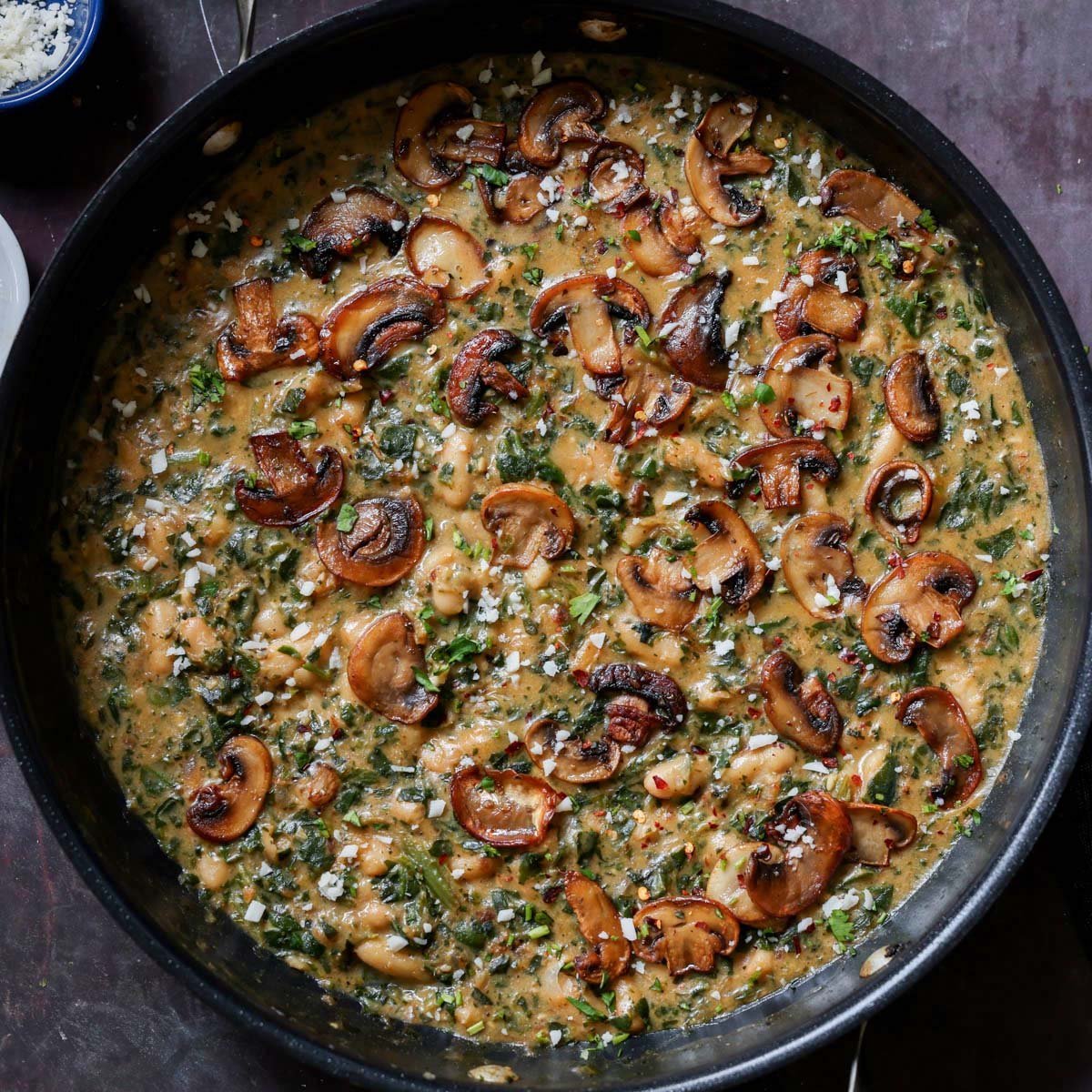 Vegan Spinach Mushroom Beans (1-pan, 30 minutes)